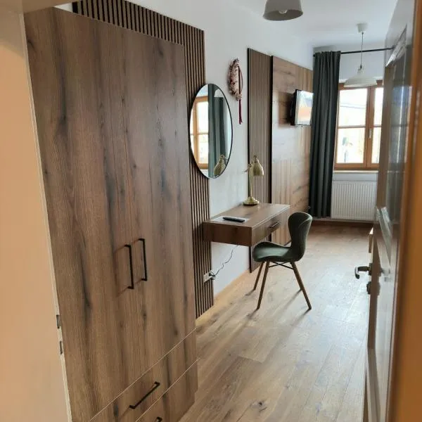 Gasthof Zur Post, viešbutis mieste Volncachas