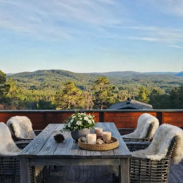 Cozy cottage with a wonderful view - Hiking trails - Silence, מלון בMjåvatn