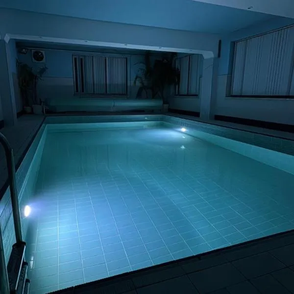 Montiva Relax & Wellness، فندق في كوربييلوف