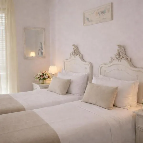 MARY HOUSE Central Station – hotel w mieście Sondrio