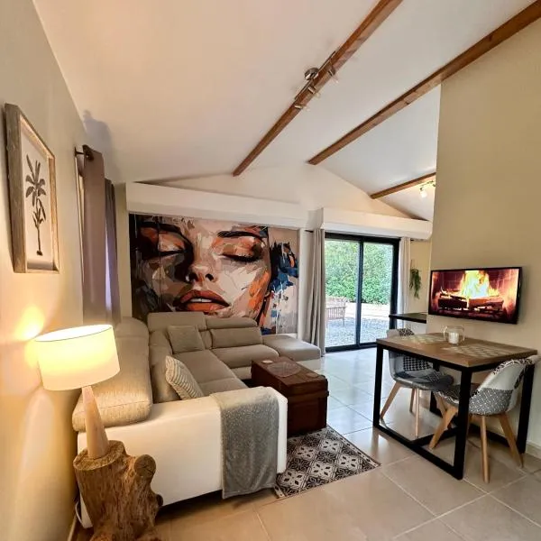 La maison des Oiseaux, Hotel in Trans-en-Provence