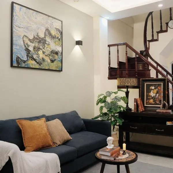 Toda House - 4Bedroom near Hoan Kiem Lake, hotel in Hanoi