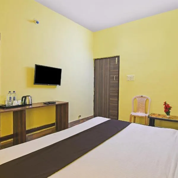 Hotel O Samrudhi Residency, hotel in Jānla