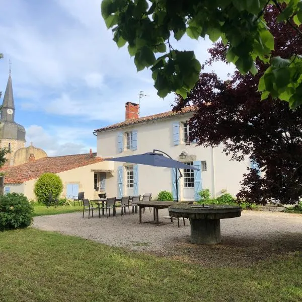 La Vieille Cure, SPA, Wifi à 20 min des plages, khách sạn ở La Jonchère
