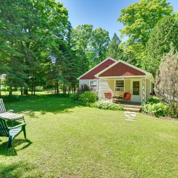 Ephraim Vacation Rental - 3 Mi to Fish Creek Beach, hotelli kohteessa Ephraim