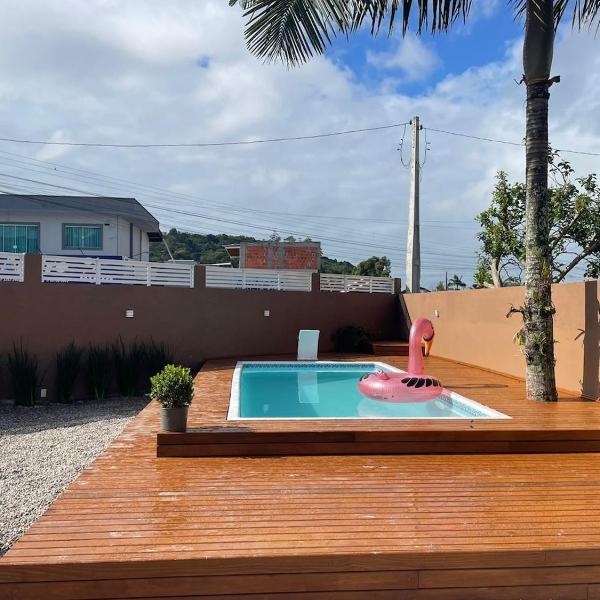 Casa com piscina em Bombinhas - SC