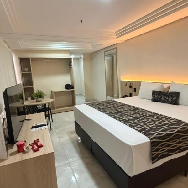 Crystal Plaza Hotel