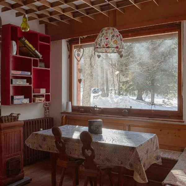 Prali Ski House - 4beds - Parking - Garden: Prali şehrinde bir otel