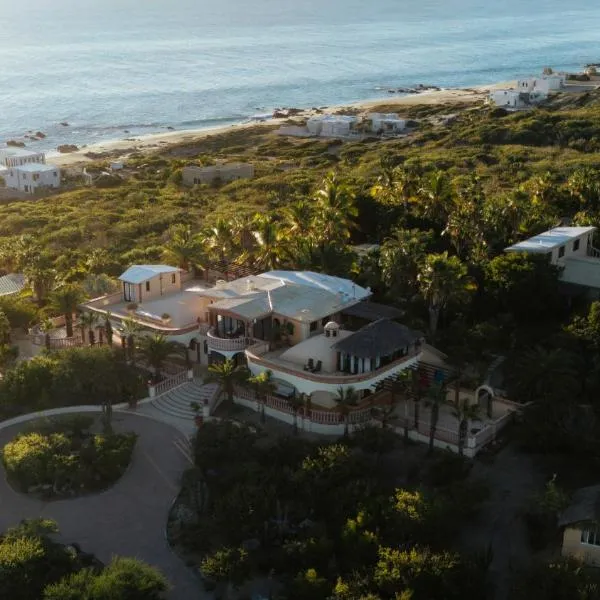 La Valise Los Cabos, Member of Small Luxury Hotels: Boca de la Vinorama'da bir otel