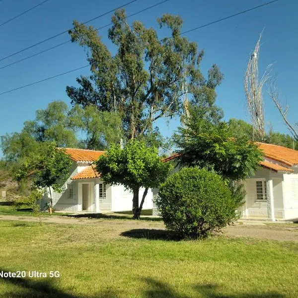 Villa Cipolletti, el refugio perfecto para el descanso en familia o amigos – hotel w mieście Lujan de Cuyo