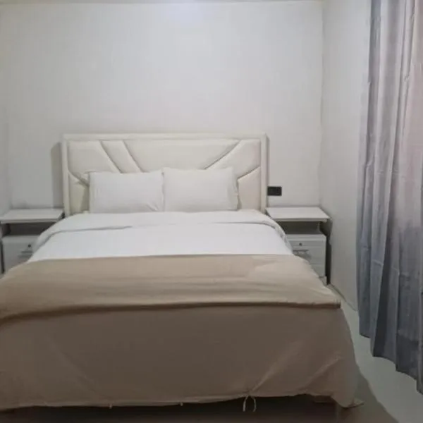 Apartamento confortable CRISANDRE, hotel em Cuenca
