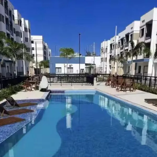 Apartamento de 2 quartos no Recreio dos bandeirantes Rio de Janeiro próx as praias Prainha Grumari Pontal, Condomínio Lindo, Portaria 24hs, Praia do Pontal a 10 minutos andando, ideal para sua lua de mel, e só alugo no mínimo 2 diárias, khách sạn ở Rio de Janeiro