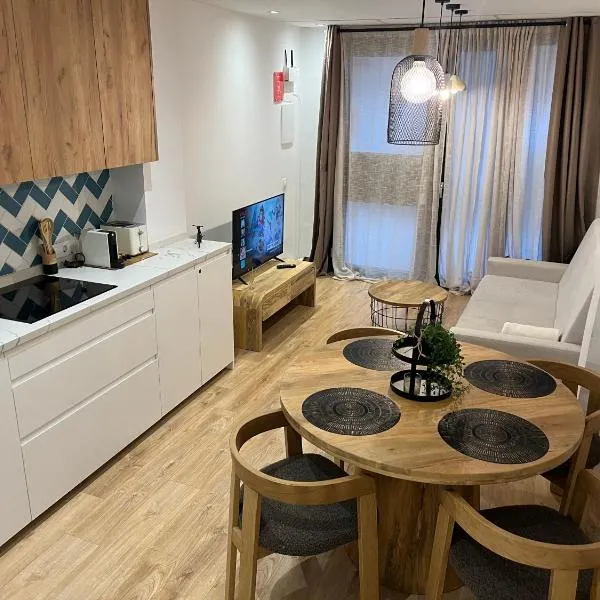 Apartamento acogedor frente a Plaza del Cedro, hotel u Valenciji