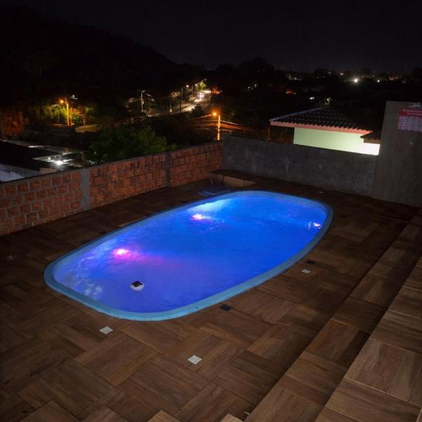 House with Pool in Ribeirão da Ilha -13 People - Foto 4