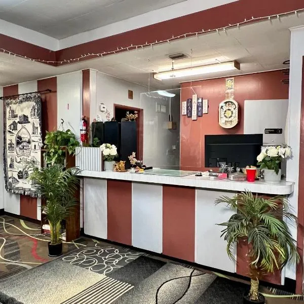 Village Inn Salina, hotel in Salina