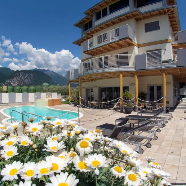 Ecohotel Primavera, hotel en Riva del Garda