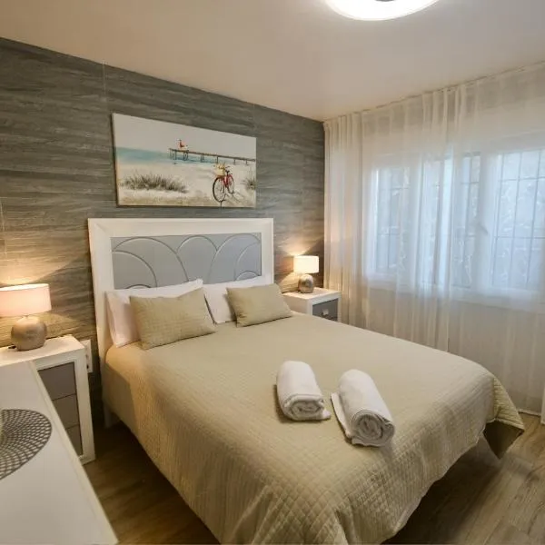 Apartamentos turísticos ilusiones, hotel en Cazalla de la Sierra