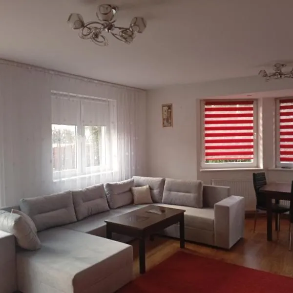 Dom na Konwaliowej, hotel din Narew