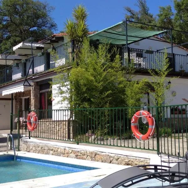 Casa Rural El Mirador de Acebo, 4 estrellas, piscina, SPA, Hotel in Acebo