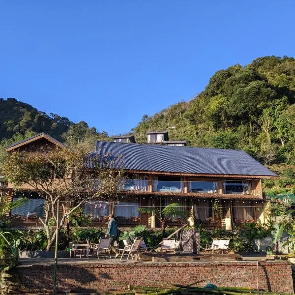 Charming Home Tà Xùa, hotell sihtkohas Bắc Yên