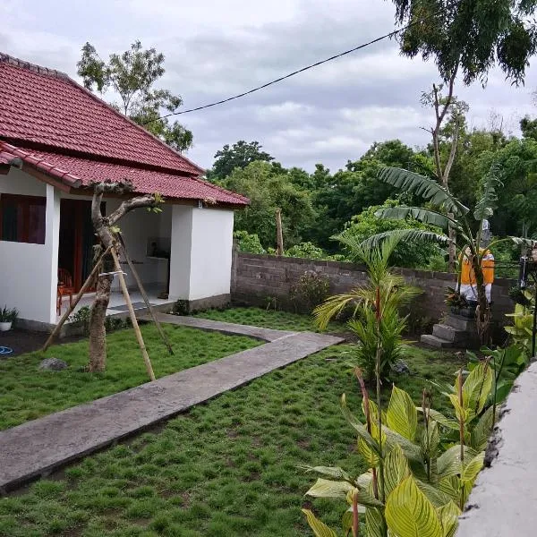 W home stay tulamben, готель у місті Туламбен