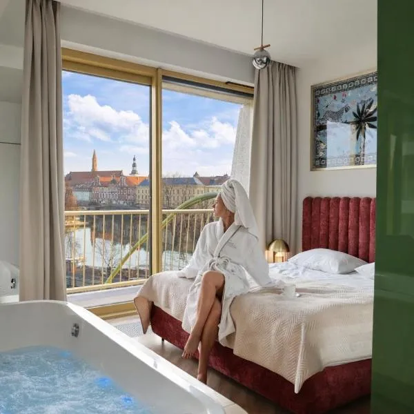 브로츠와프에 위치한 호텔 Apartamenty z jacuzzi i widokiem na Odrę - Boulevard Drobnera