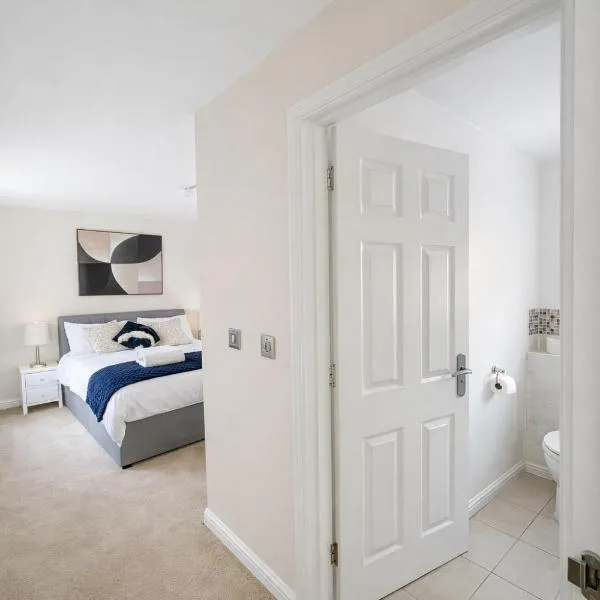 Spacious Contractor-Friendly House near NEC & Birmingham Airport, khách sạn ở Solihull