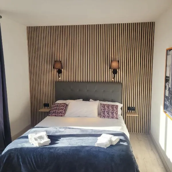 Au Moulin Du Pont, hotel em Samognat