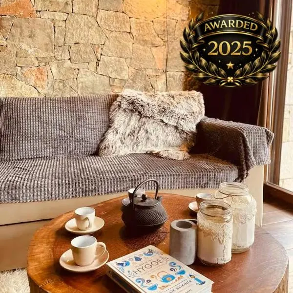 Pinecone Lodge, Eptalofos Wellness Garden Chalet, hotel v destinaci Eptalofos