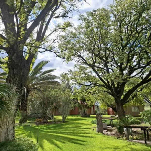 Farmstay at Buschberg self-catering, hotel a Okaukuejo