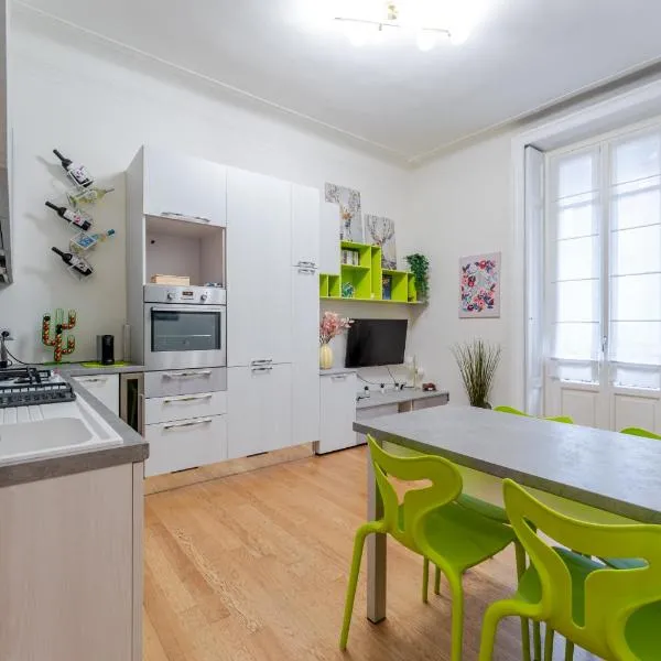 Archimede - Modern 1br Dateo M4, hotel i Milano