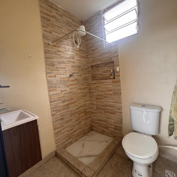 Quarto mobiliado com banheiro Santa Teresa