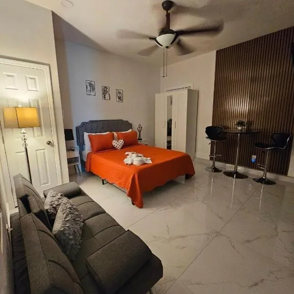 Romantic Suite, hotel a Tampa