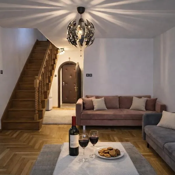 Chill Apartment with Jacuzzi, hotell i Kraków