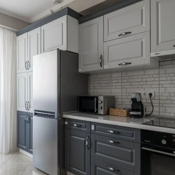 1,5 BR- Balcony, Netflix, Nespresso, AC, Walk-to-Mall - GrandStay md, Hotel in Chişinău