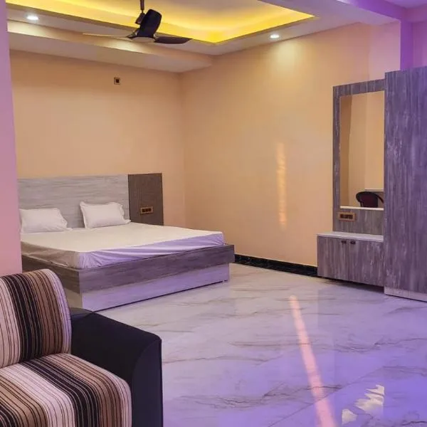 City Palace – hotel w mieście Kishanganj Bazar