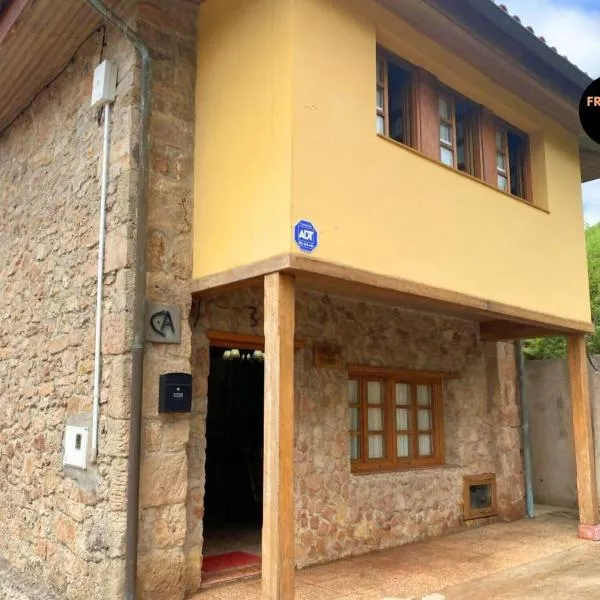 Casa Rural Kiko Asturias CA-AS-4727, hotel i Bimenes