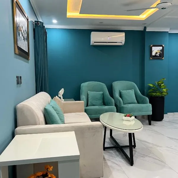 Wahaj Homes, Luxury Apartments in Bahria Town Lahore, hotel en Lahore