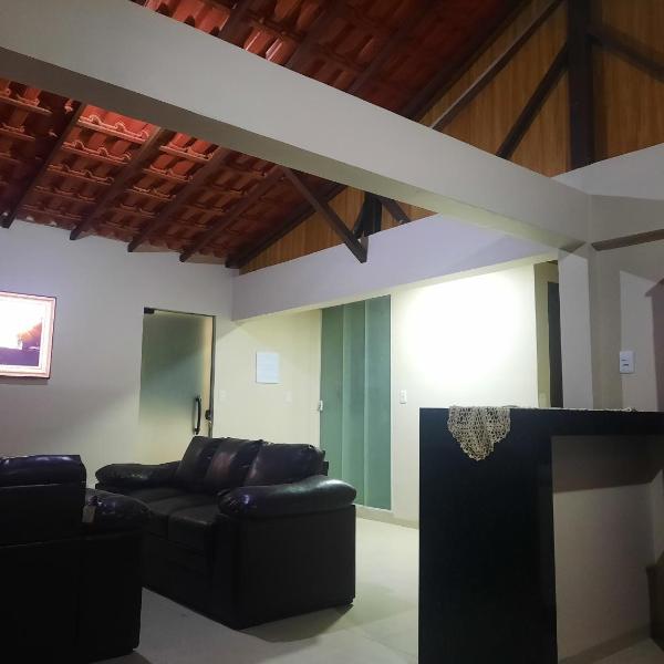 Casa - 1 Suíte e 2 Quartos