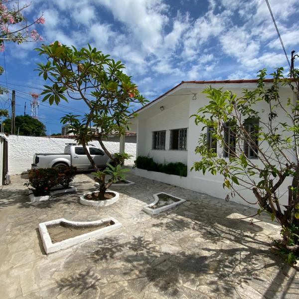 Linda casa de praia em Recife a 200m do mar