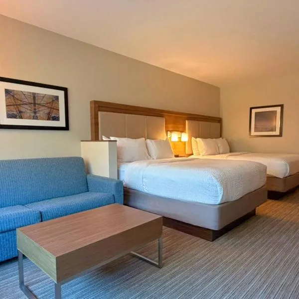 Holiday Inn Express & Suites Charlotte - Ballantyne by IHG, khách sạn ở Charlotte