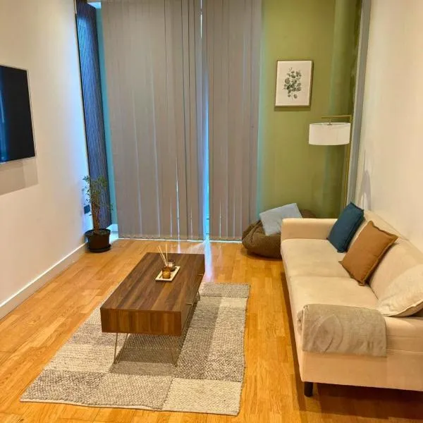 Spacious Manchester City Condo - Parking - Next To AO Arena - Local Attraction & Transport Links, hotel sa Manchester