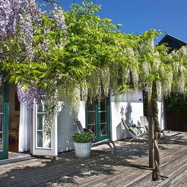 Karnelund Krog & Rum, hotel v destinaci Simrishamn