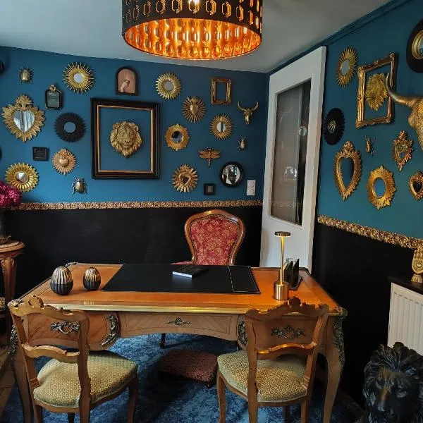 Love Room - Le Donjon des désirs, hotel di Maubeuge