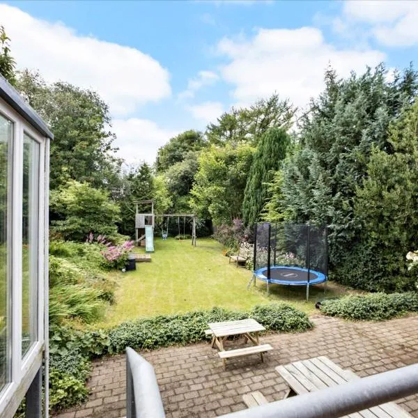 Cozy House Close to Beach and B&O - Self Check-in、Struerのホテル