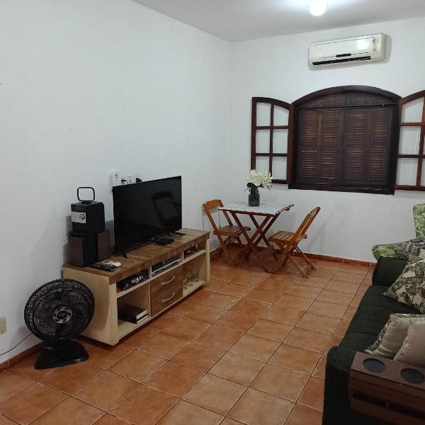 Casa com Piscina, amplo gramado, 2 quadras da praia - Foto 5
