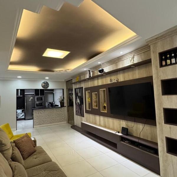 Casa de luxo com 4 dormitórios, todos climatizados!!