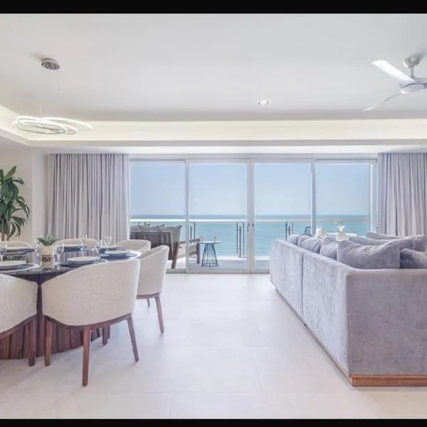 Sonoran Star Signature 3-Bedroom Beachfront Luxury Condominium, hotel en Puerto Peñasco
