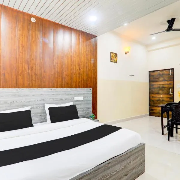 Super Hotel O SSK Hotel, hotel i Lucknow