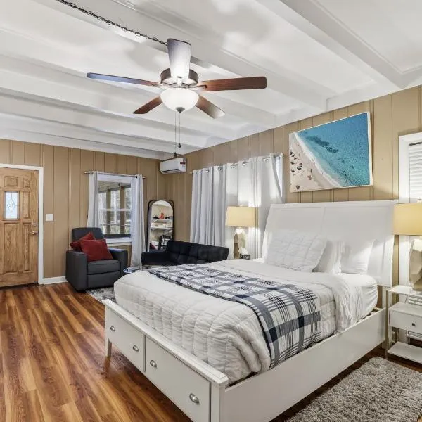 Spacious comfortable Studio Unit, hotel sa Tallahassee